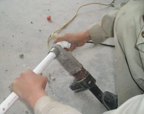 拉萨市漏水维修电话